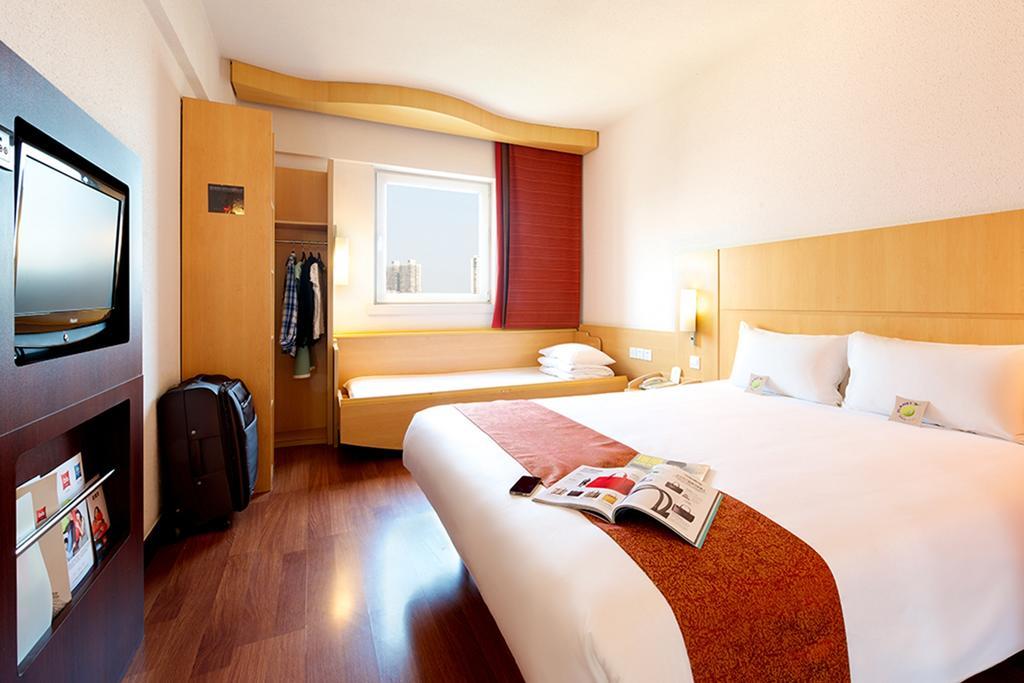 Ibis Luoyang Hi Tech Dev Zone Hotel Ngoại thất bức ảnh